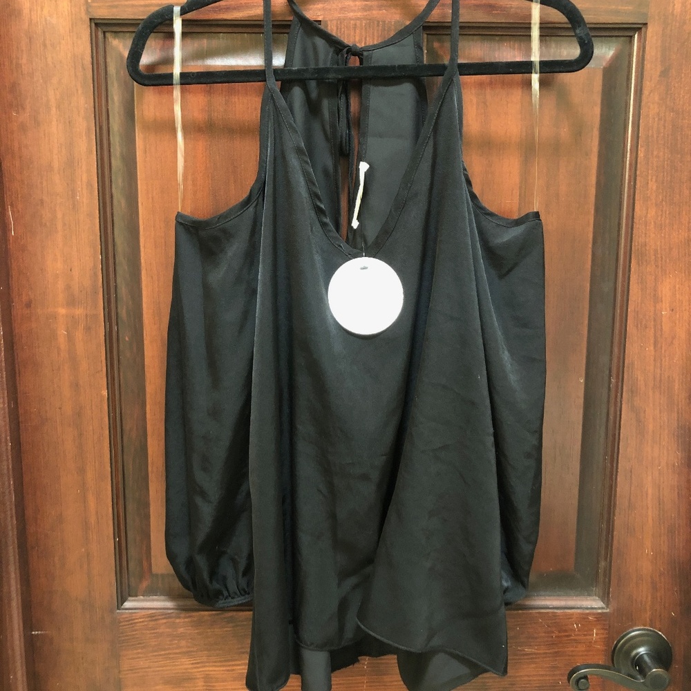 STANDARD Cold Shoulder Top